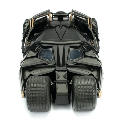Jada Batman The Dark Knight avec voiture Batmobile 1:24