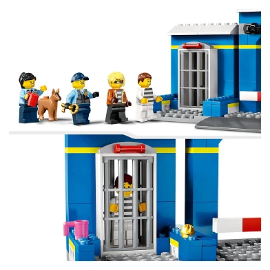 LEGO City 60370 Verfolgungsjagd auf der Polizeistation