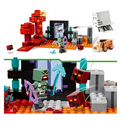 LEGO Minecraft 21255 Hinderlaag bij het Nether-Portaal