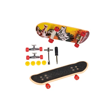 Finger skateboard ou vélo BMX avec piste de skate