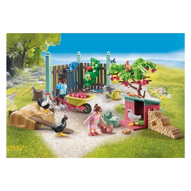 Playmobil My Life Petite Ferme de Poules dans le Jardin de la Petite Maison - 71510