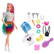 Barbie -Puppe mit Regenbogenhaar