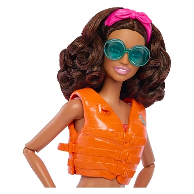 Barbie mit Surfbrettpuppe