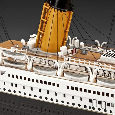 Revell Geschenkset 100 jaar Titanic