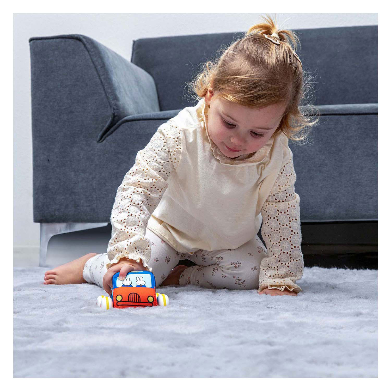 Nijntje Stoffen Auto - 11cm