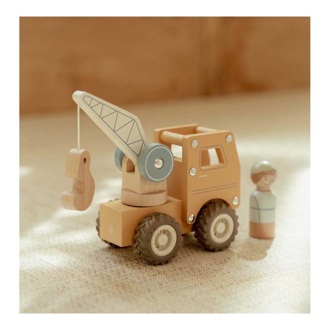 Little Dutch Houten Kraanwagen met Poppetje FSC
