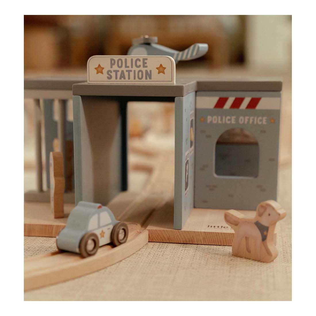 Commissariat de police en bois Little Dutch FSC