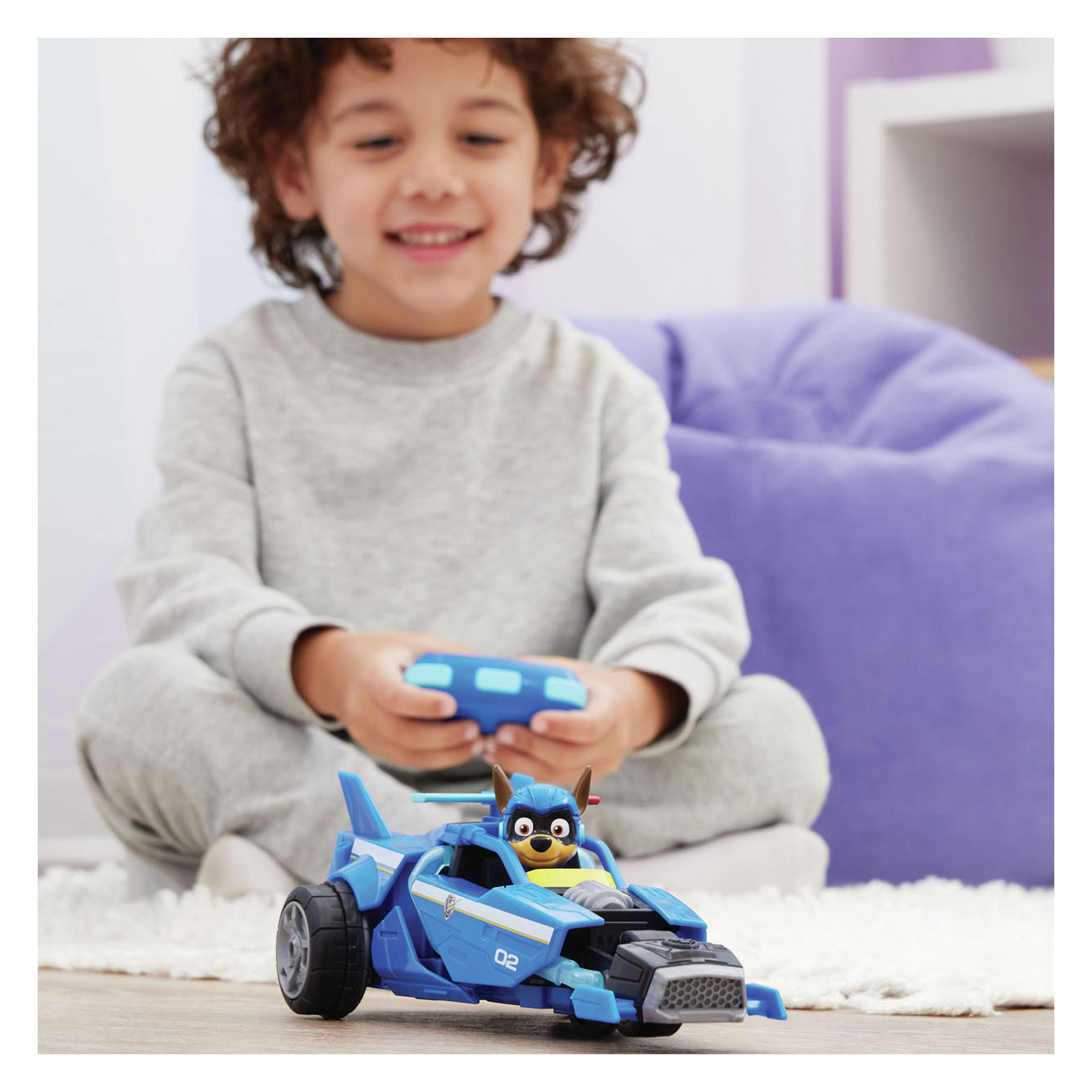PAW Patrol - The Mighty Movie - Chase RC Vehicle