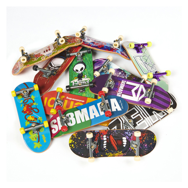 Tech Deck Ultra DLX Finger-Skateboard-Spielset, 4er-Pack