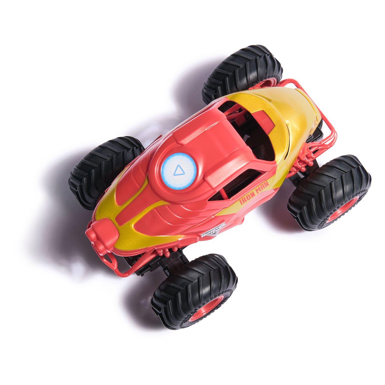 Monster Jam RC Marvel Iron Man conduisant une voiture