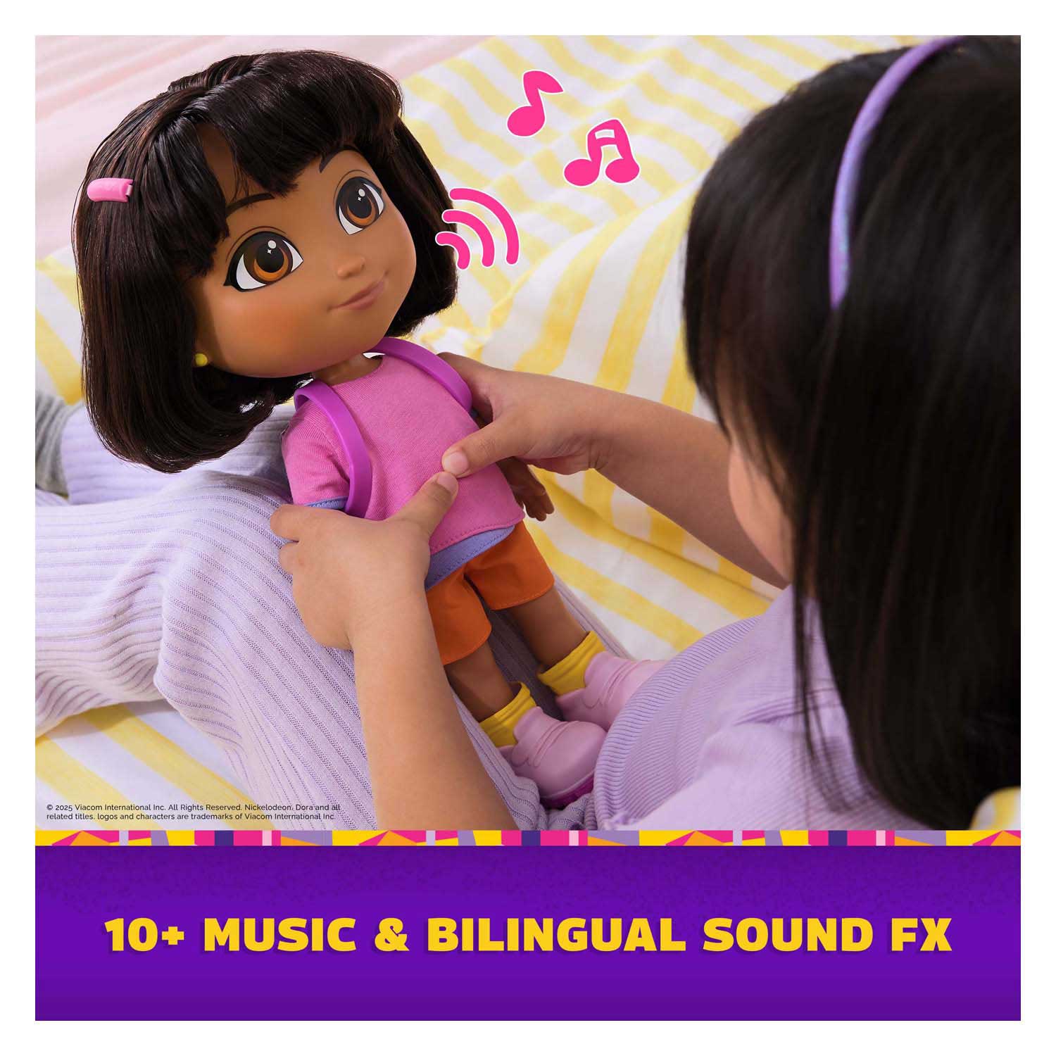 Poupée Dora avec musique et son - 30 cm