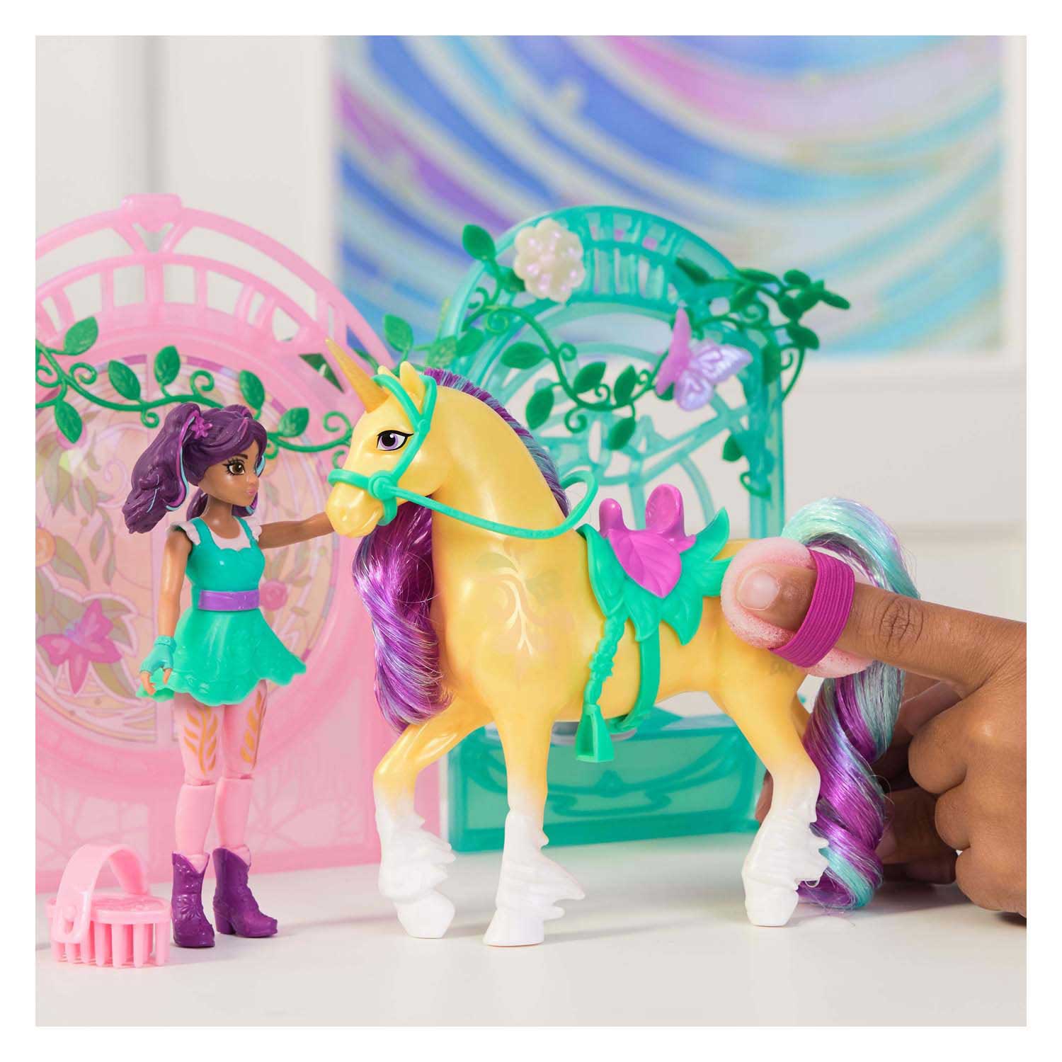 Unicorn Academy - Pop Ava en Eenhoorn Leaf Stalspeelset