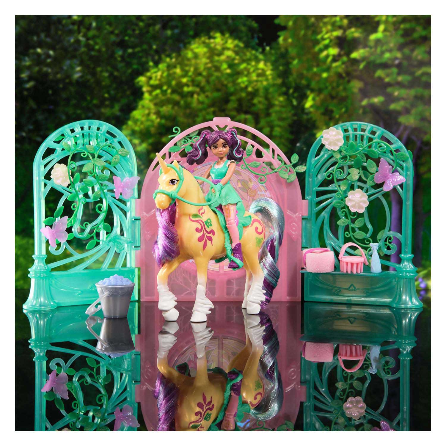 Unicorn Academy - Pop Ava en Eenhoorn Leaf Stalspeelset