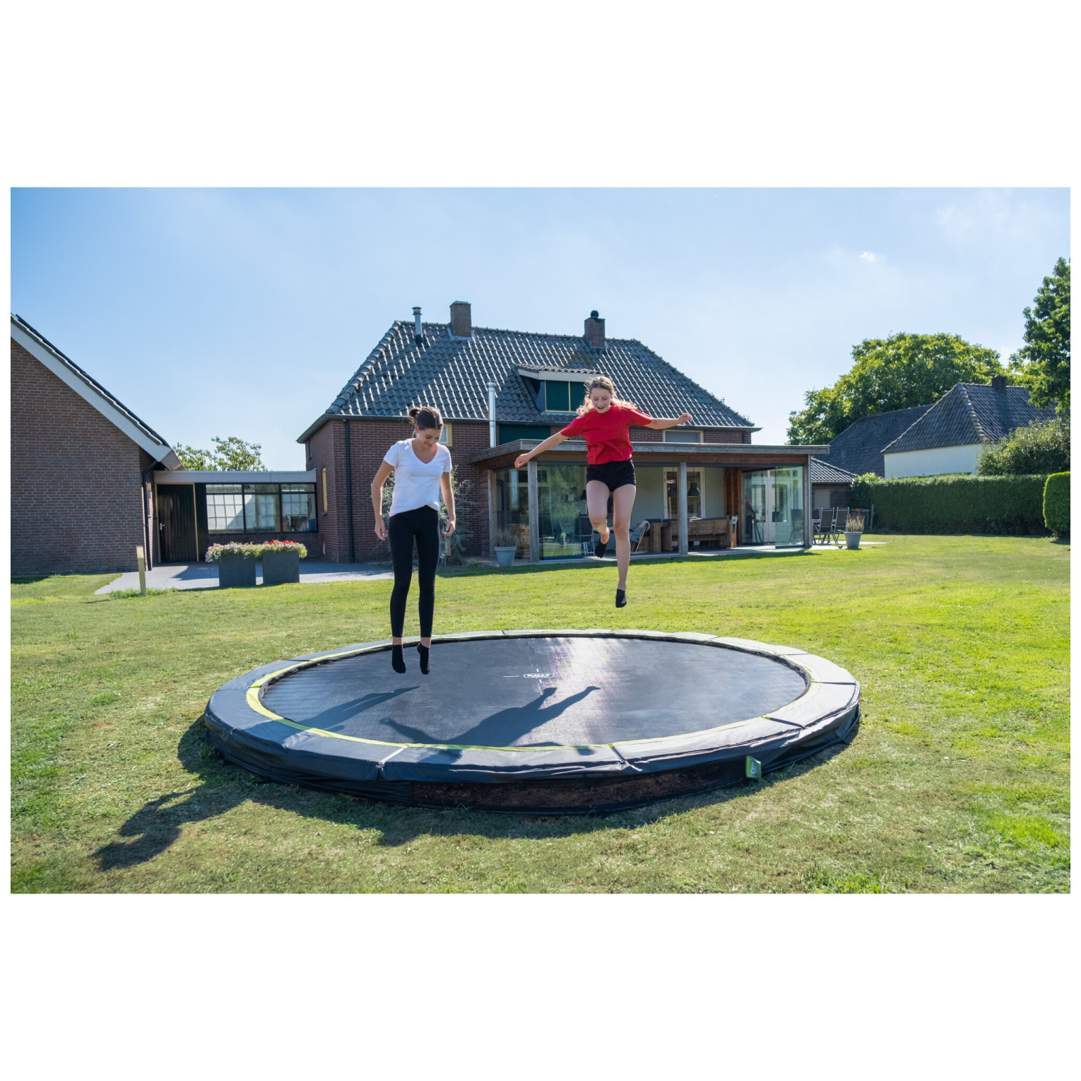 EXIT Silhouette inground sports trampoline ø305cm - zwart