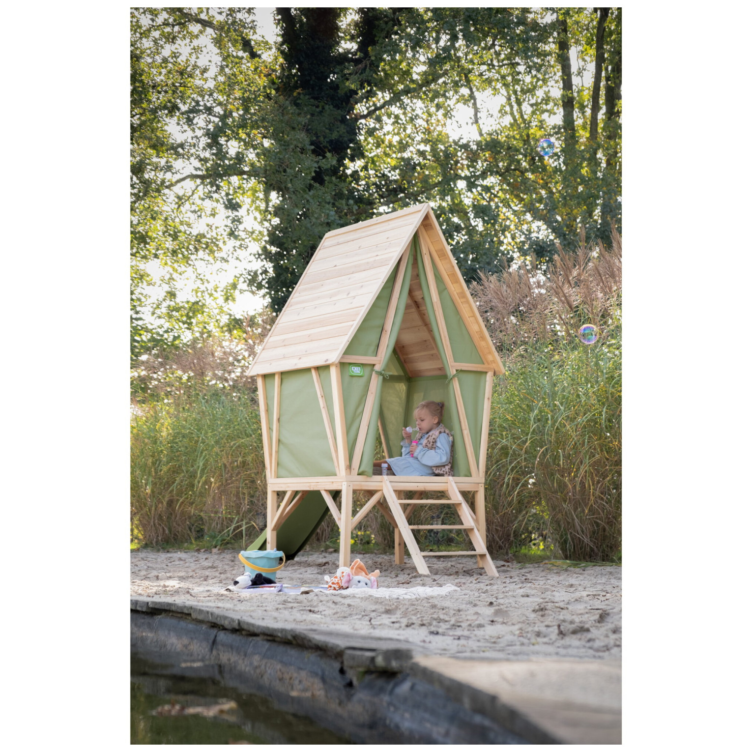 EXIT Yuki 300 speelhuis met glijbaan