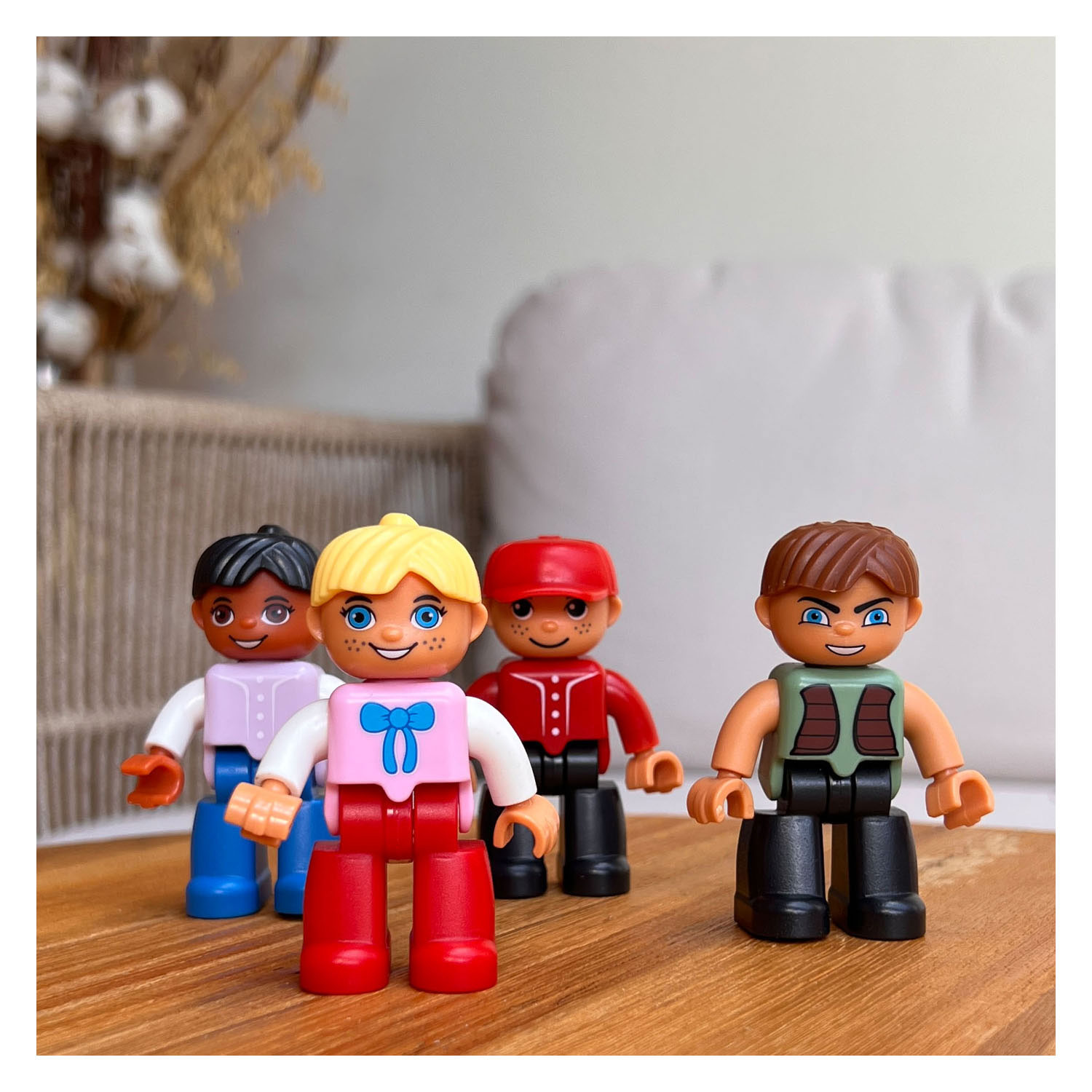 Coblo Minifiguren Magnetisches Bauspielzeug, 4 Stück.