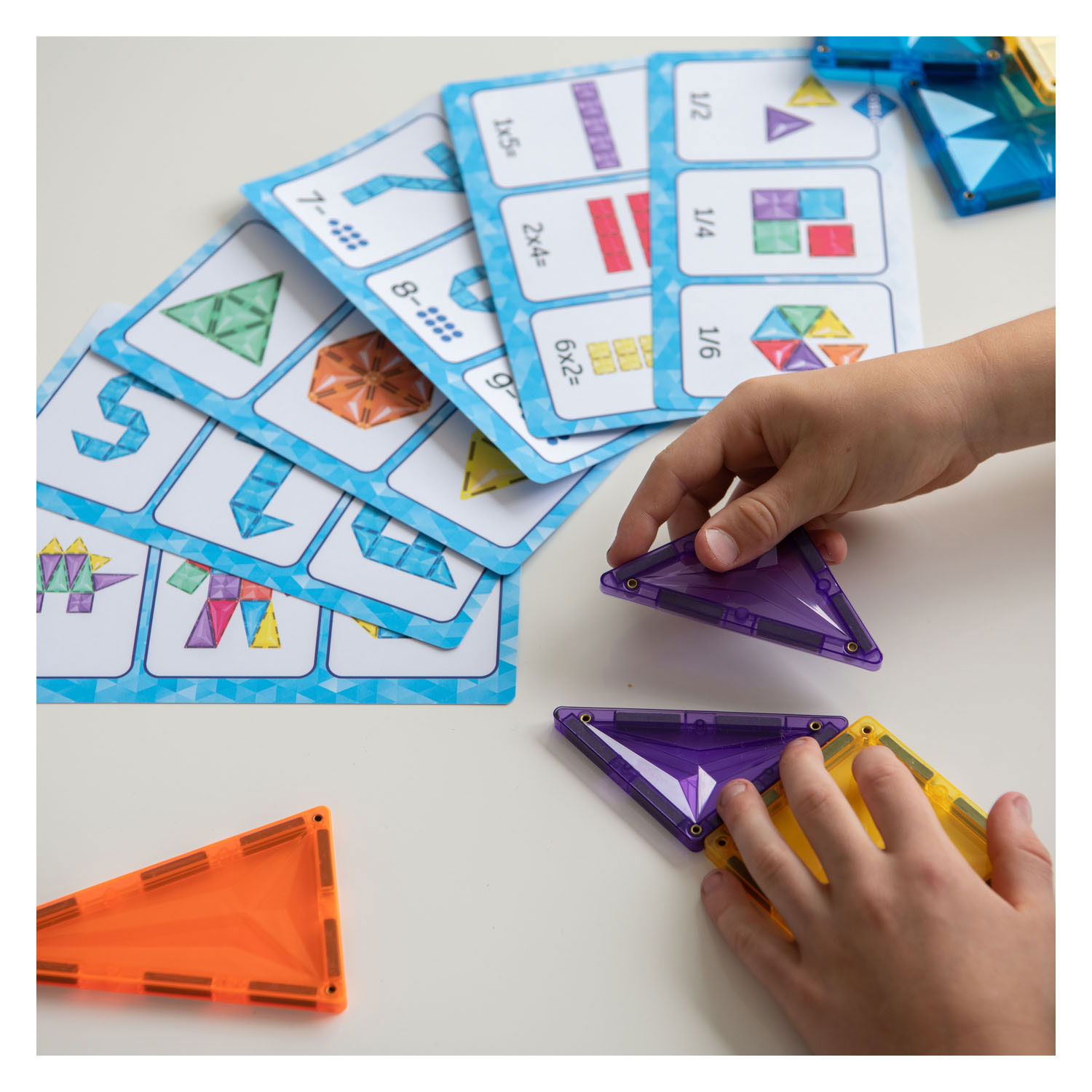 Cartes d'affectation Coblo Jouets de construction magnétiques, 14 pcs.