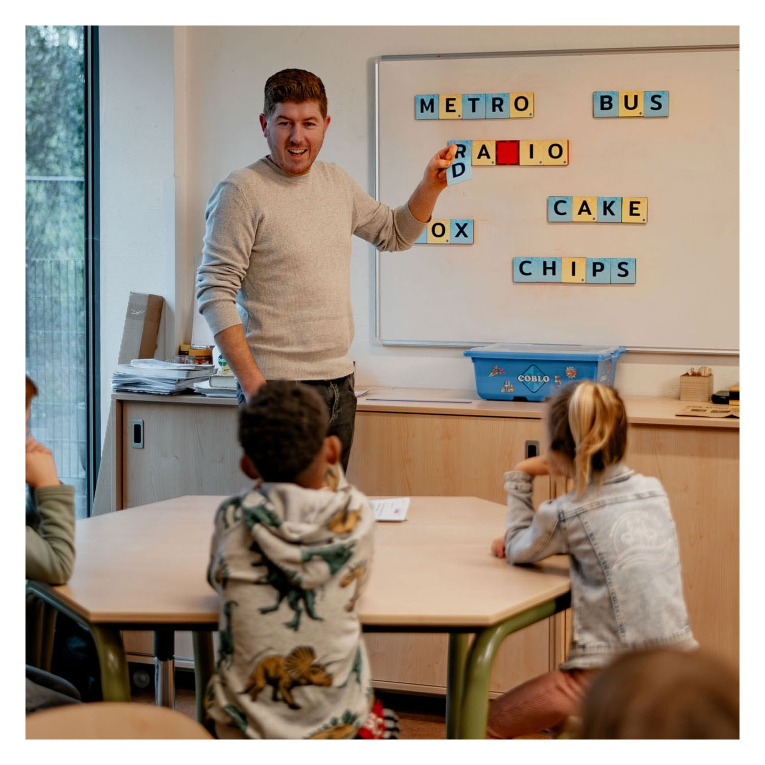 Coblo Toppers Großbuchstaben Magnetisches Konstruktionsspielzeug, 60 Stück.