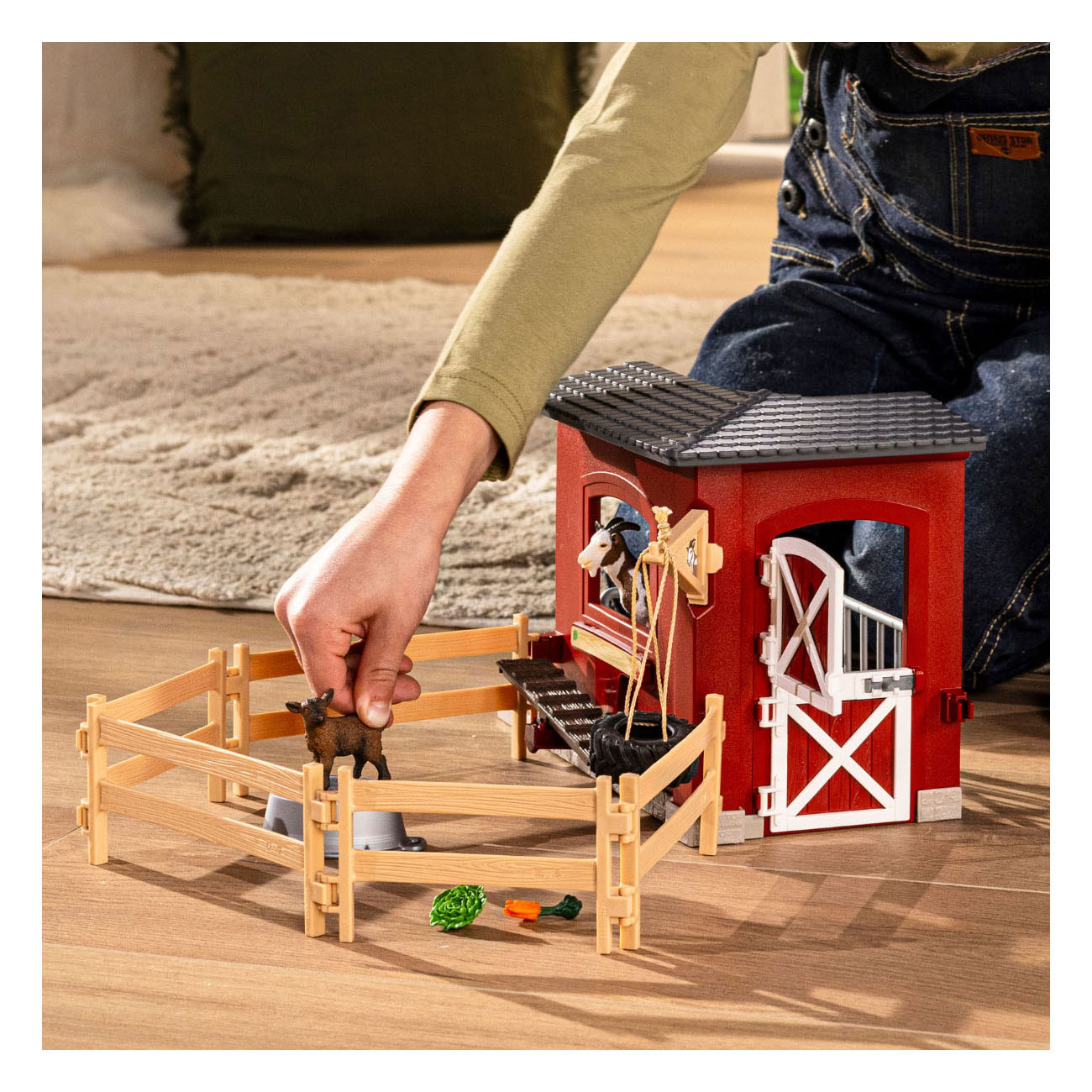 schleich FARM WORLD Geitenstal 42726