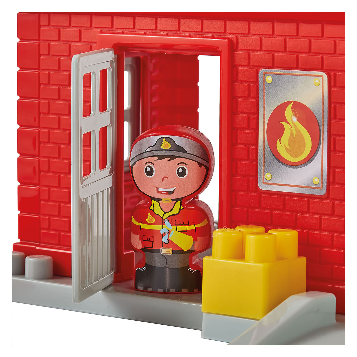 Caserne de pompiers d'Abrick avec 3 véhicules