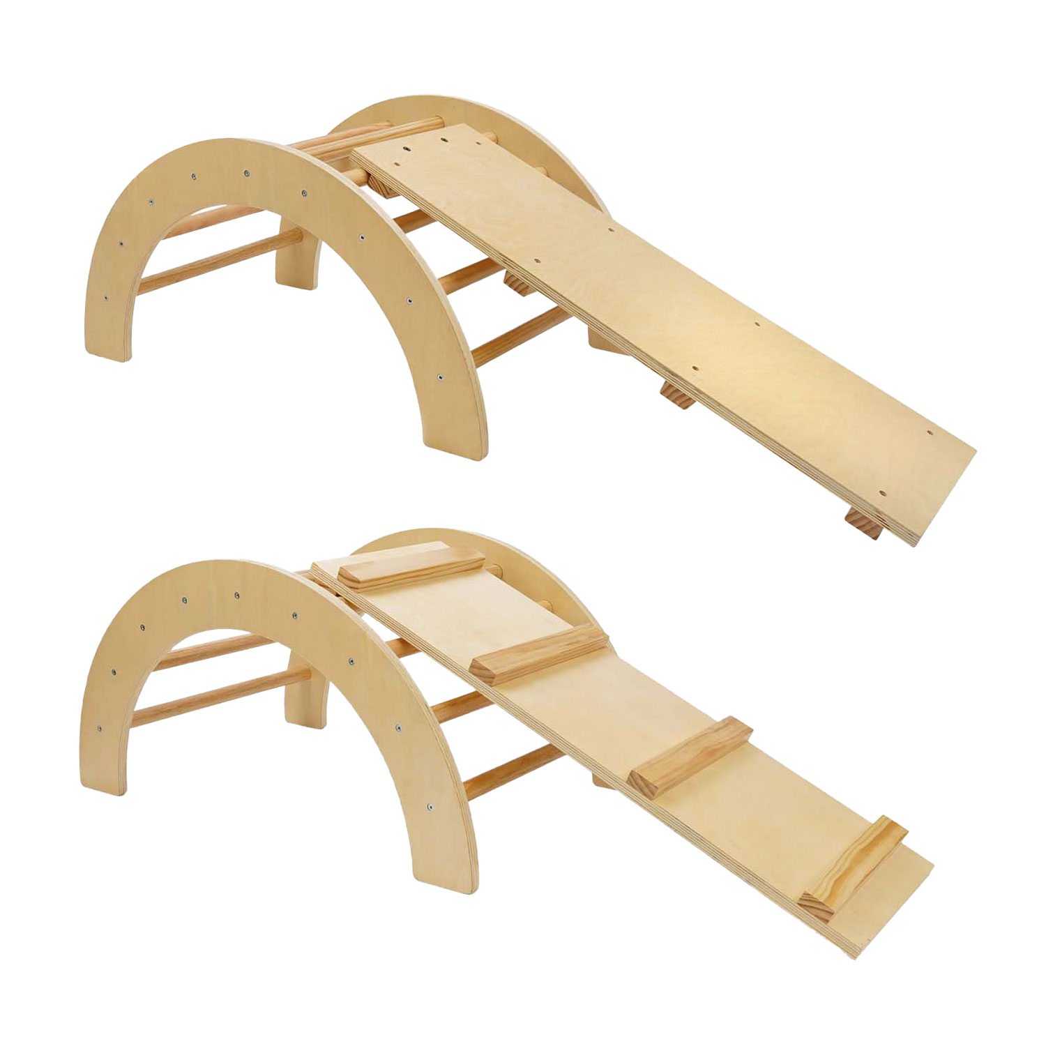 Arche d'escalade en bois avec toboggan