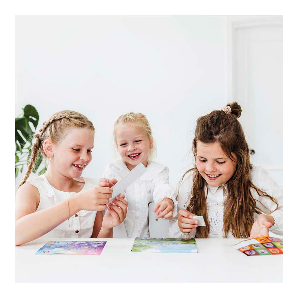 Ensemble d'autocollants Totum Unicorn Academy - 3 planches + 1 fond