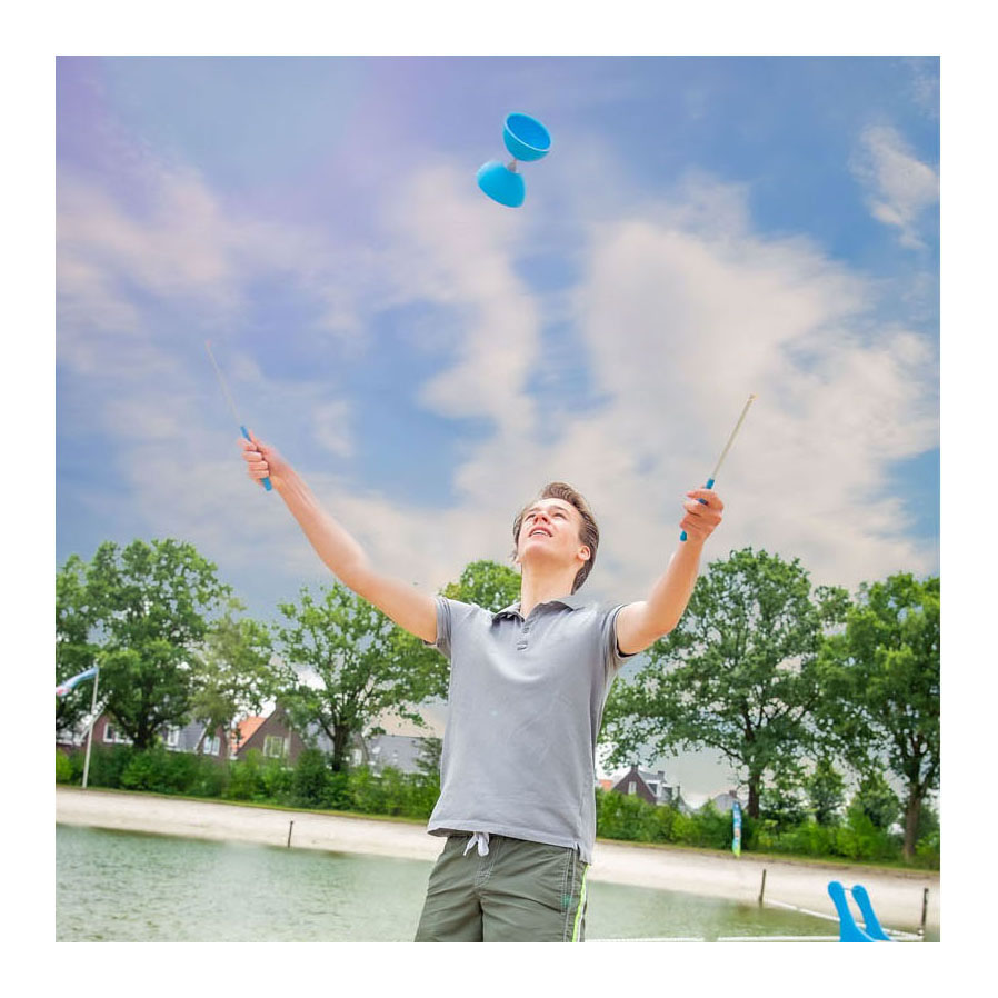 Diabolo van Rubber met Metalen Stokjes - Blauw