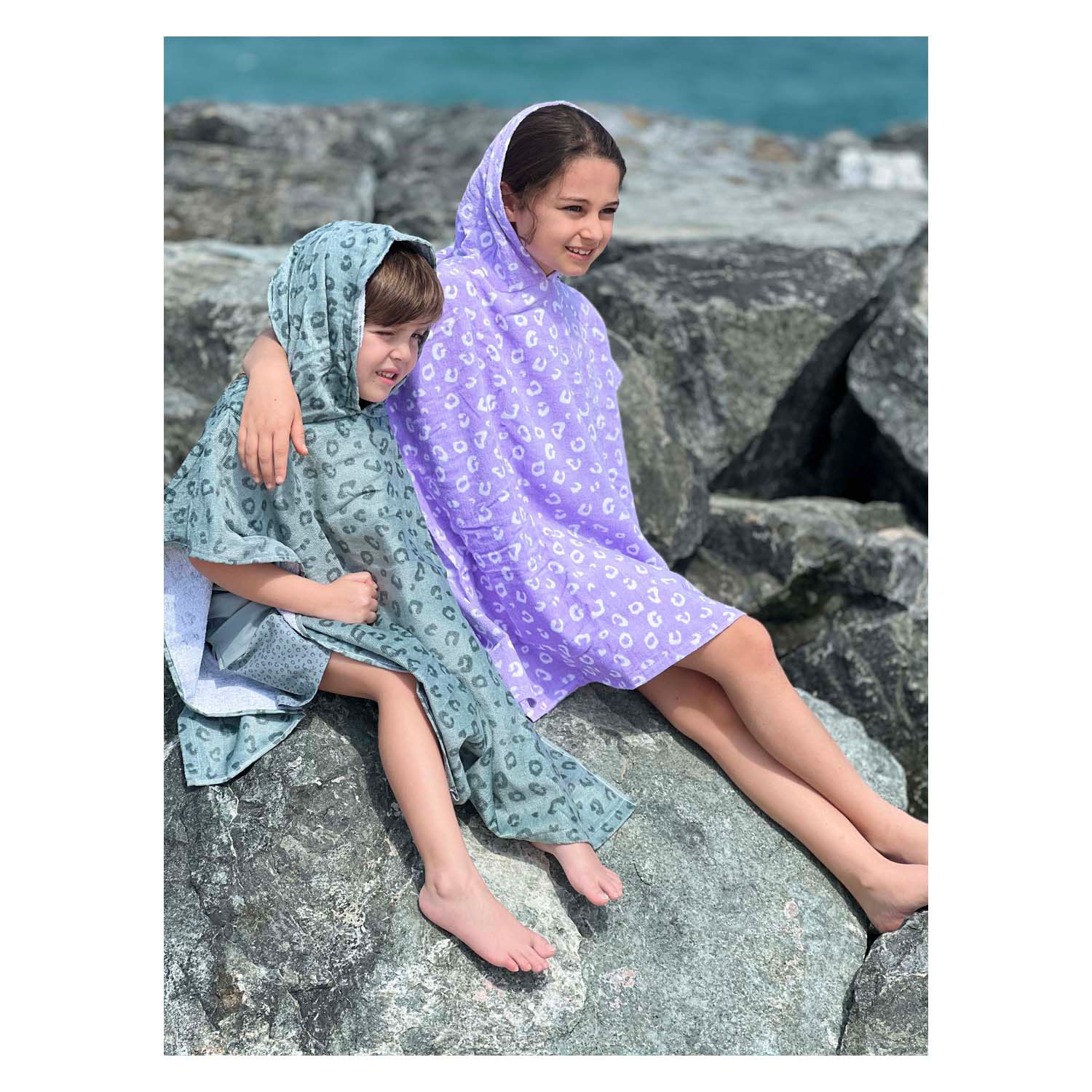 Swim Essentials - Green Leopard Strandlaken/Poncho, 65x65cm