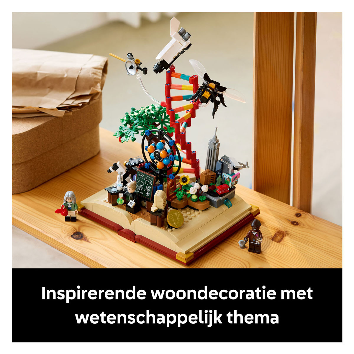 LEGO Ideas 21355 De evolutie van STEM