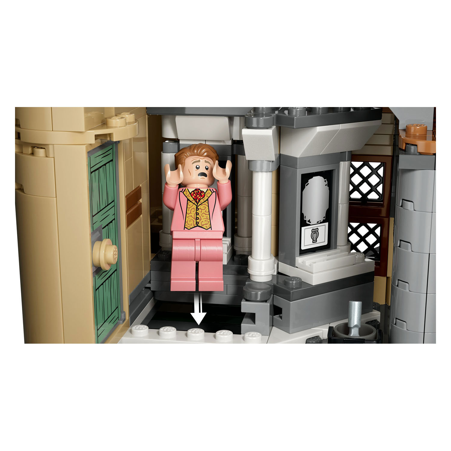 LEGO Harry Potter 76473 Kasteel Zweinstein: Oostvleugel