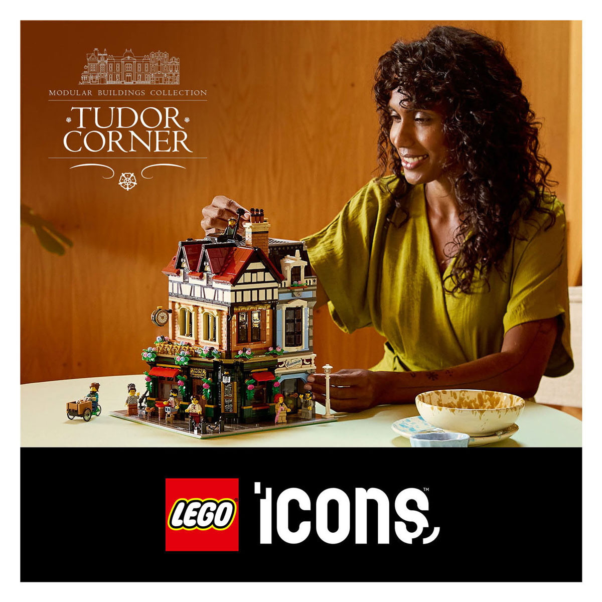 LEGO Icons 10350 Bâtiment d'angle de style Tudor