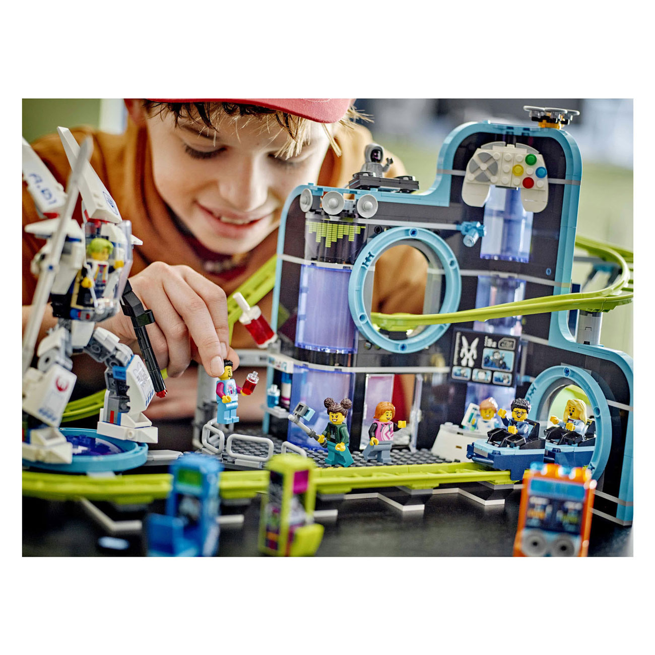 LEGO City 60421 Achtbaan in Robotwereld