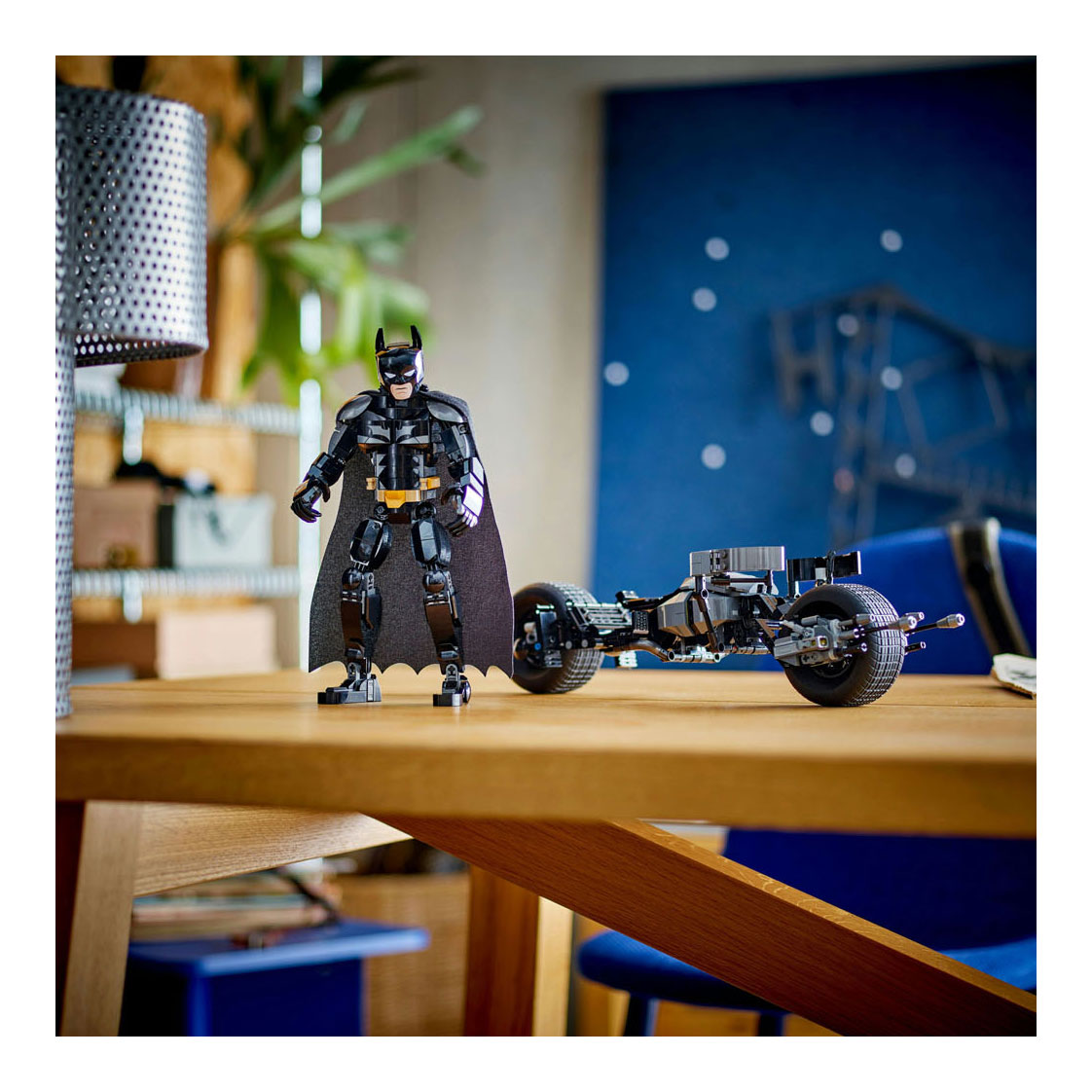 LEGO Super Heroes 76273 Batman -Baufigur und Bat-Pod-Motor