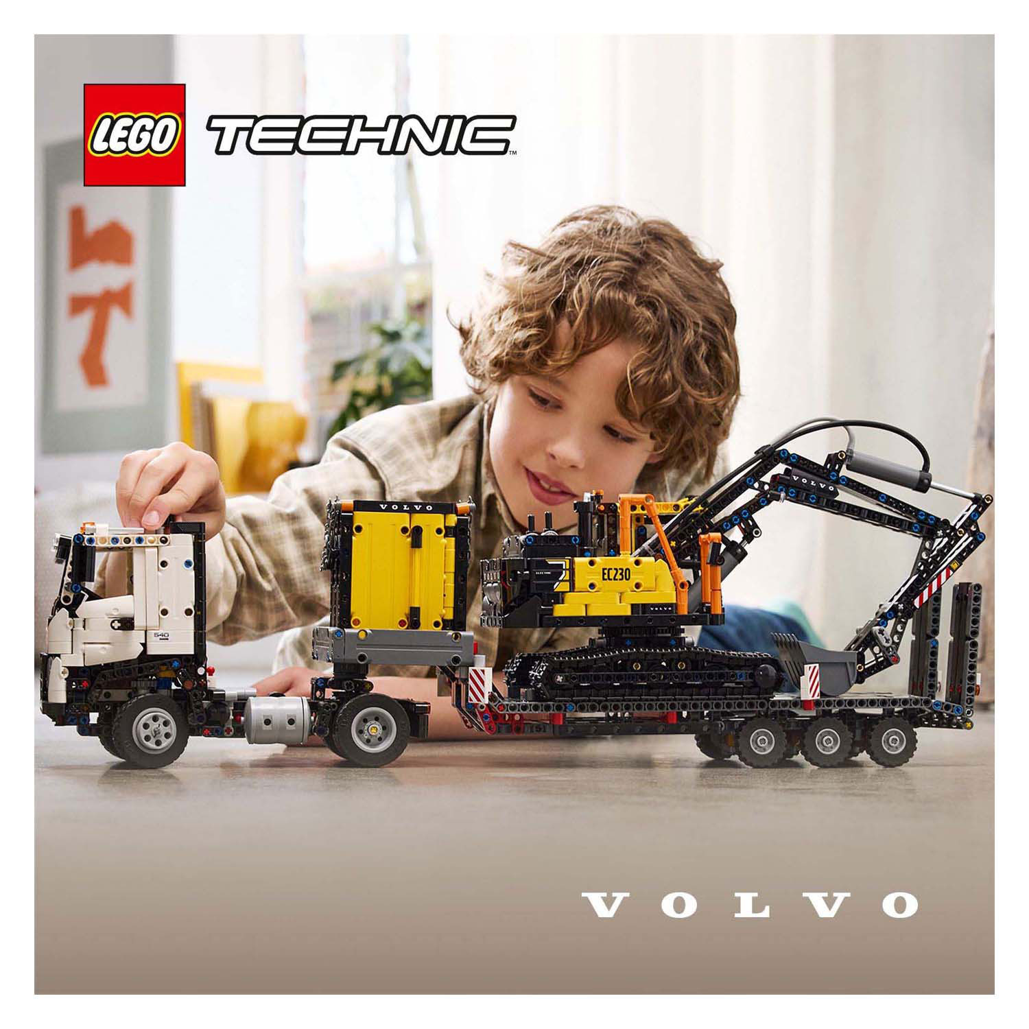 LEGO Technic 42175 Le camion Volvo Fmx et la pelle électrique Ec230