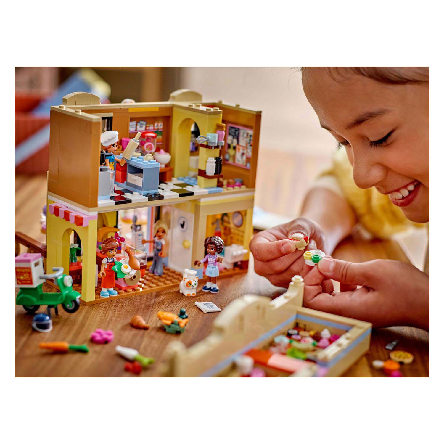 LEGO Friends 42655 Restaurant en Kookschool