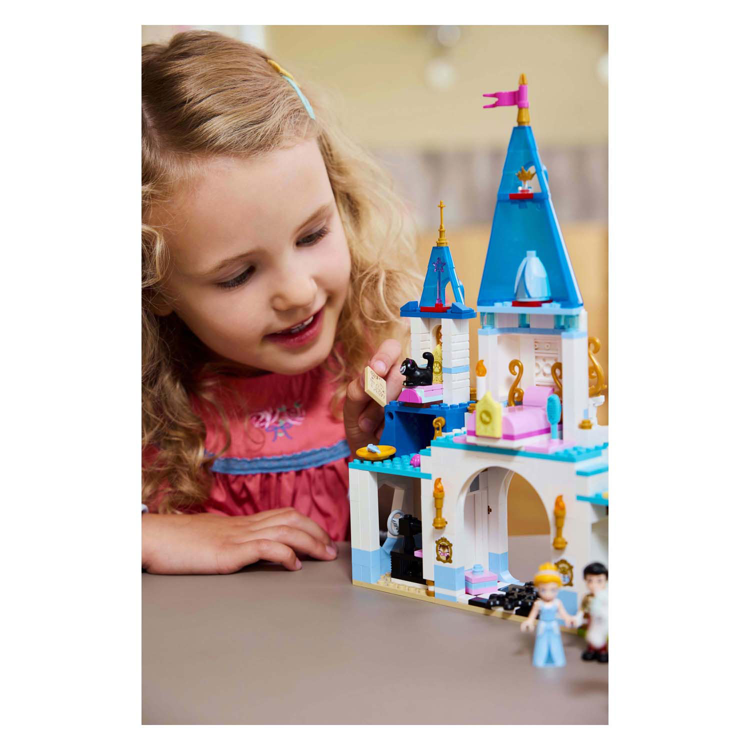 LEGO Disney Prinses 43275 Assepoesters Kasteel en Paardenkoets