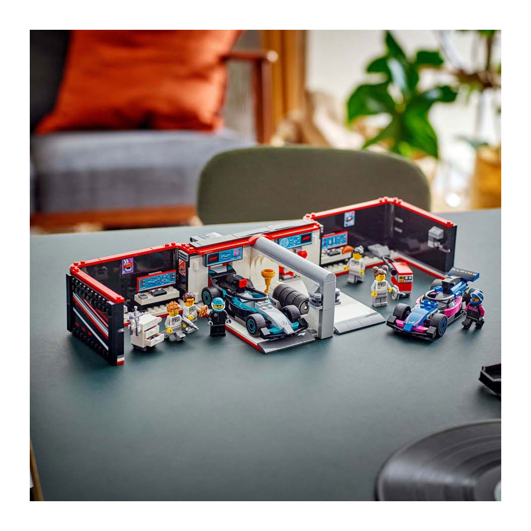 LEGO City 60444 Garage F1 avec Mercedes-AMG et voitures Alpine