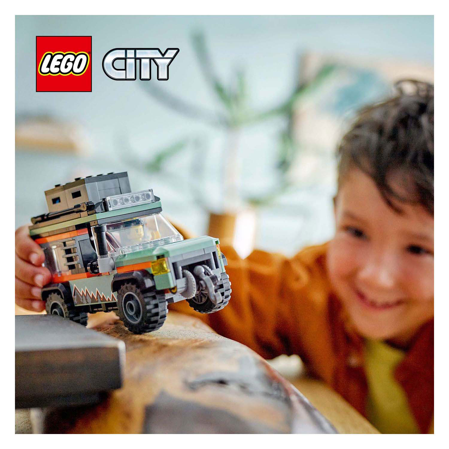 LEGO City 60447 Véhicule tout-terrain 4X4 pour la montagne