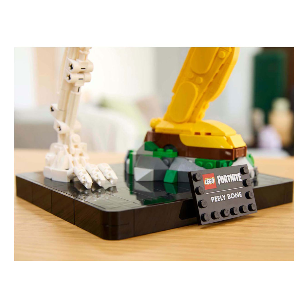 LEGO Fortnite 77072 Peely Bone