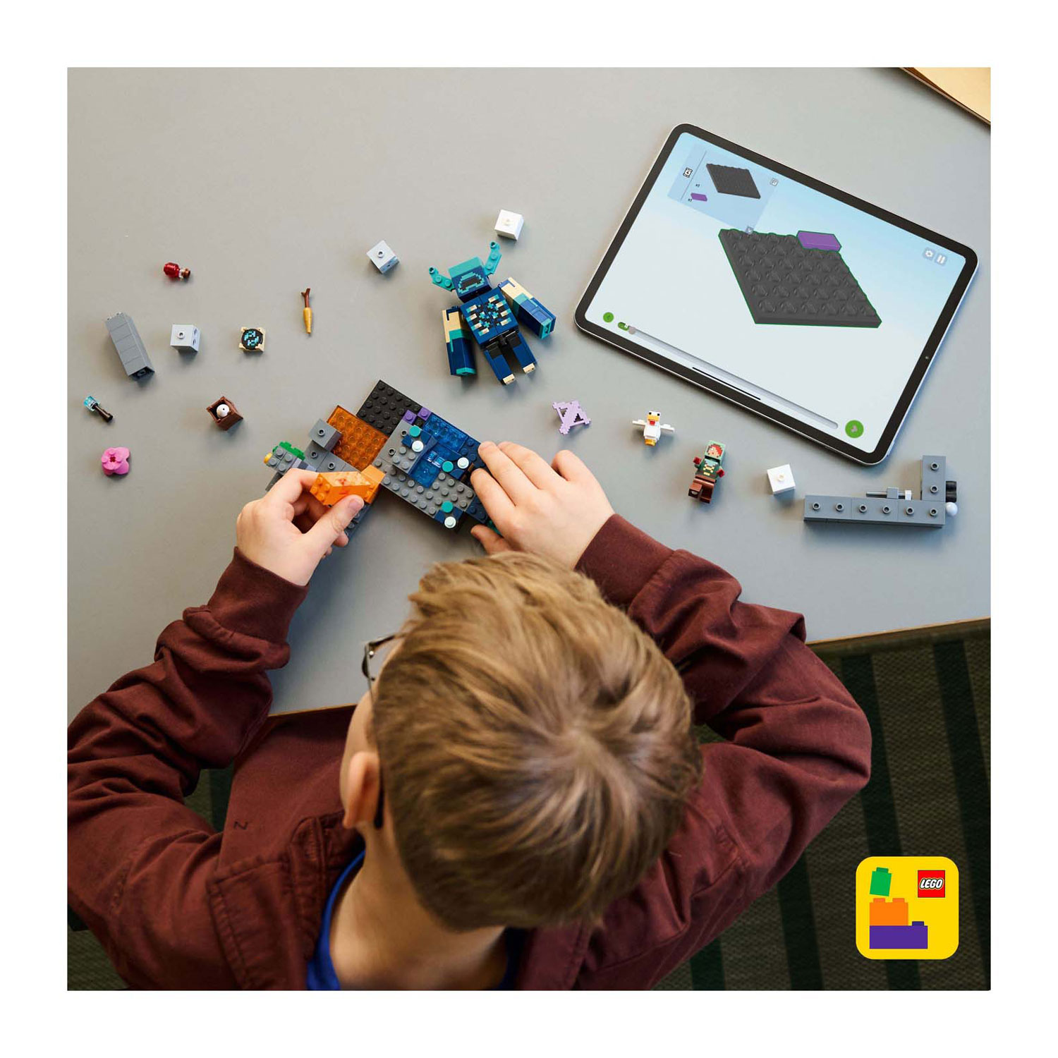 LEGO Minecraft 21274 De ontmoeting met de Opzichter