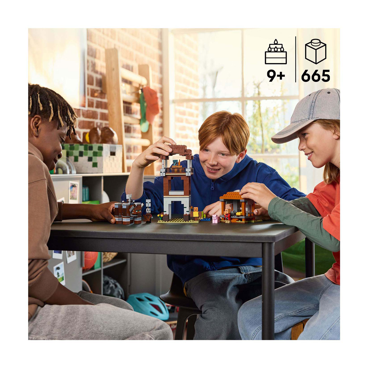 LEGO Minecraft 21278 L'avant-poste et le destructeur des pillards