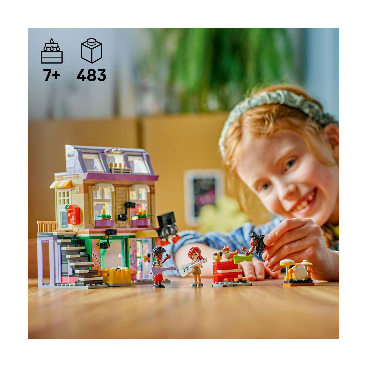 LEGO Friends 42653 Muziekwinkel en Appartement