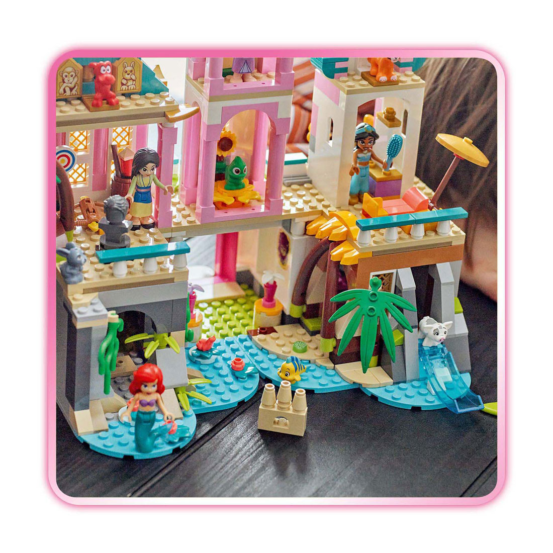 LEGO Disney 43267 Prinsessenkasteel en Koninklijke Huisdieren