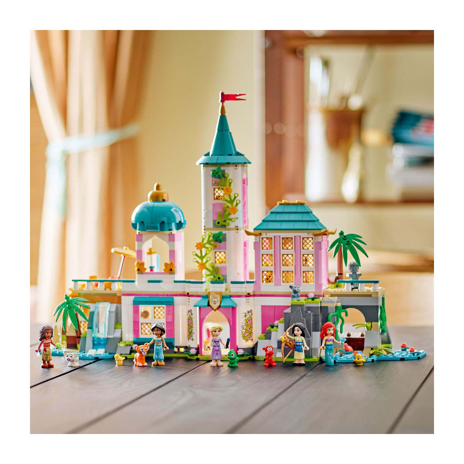 LEGO Disney 43267 Prinsessenkasteel en Koninklijke Huisdieren
