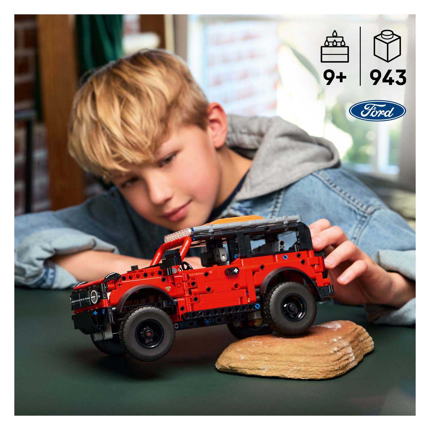 LEGO Technic 42213 Ford Bronco SUV