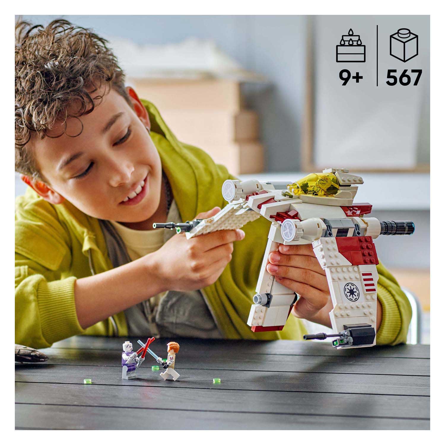 LEGO Star Wars 75432 V-19 Torrent starfighter