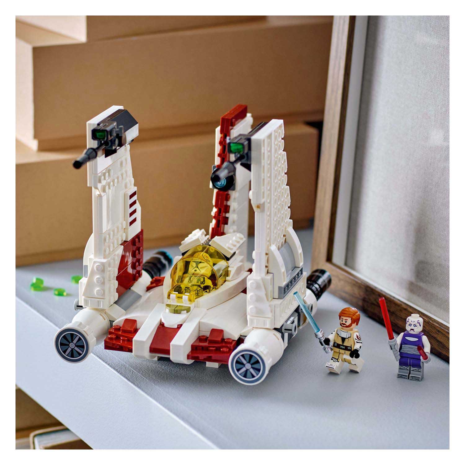 LEGO Star Wars 75432 V-19 Torrent starfighter