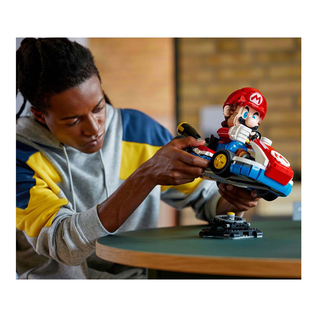 LEGO Super Mario 72037 Mario Kart Mario et le kart standard