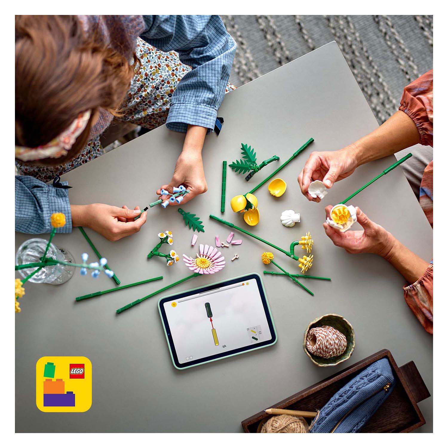 LEGO Botanicals 10347 Klein Zomers Boeket