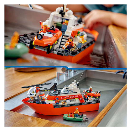 LEGO City 60504 Bateau de sauvetage des garde-côtes avec hélicoptère